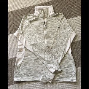 Columbia pullover Large